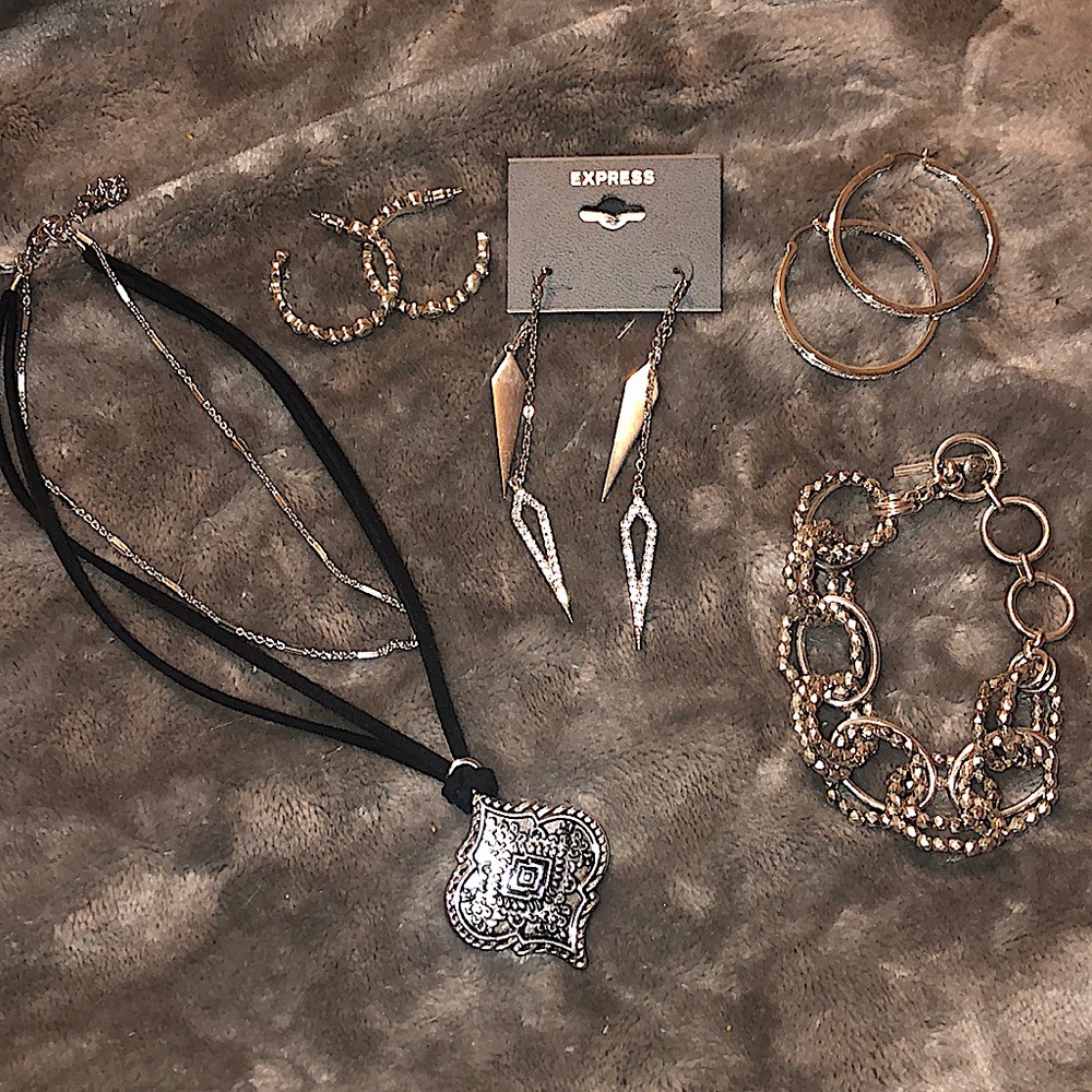 Jewelry Bundle🤩